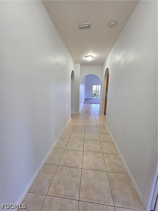 Foto del edificio - 2261 Somerset Ridge Dr
