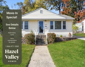 Building Photo - 1905 Mitchell Terrace