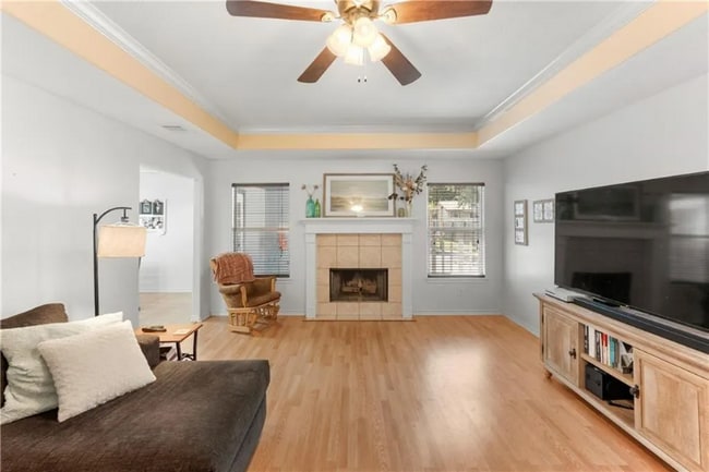 Building Photo - 7141 Cano Ln