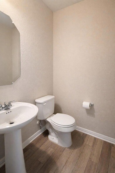 Foto del edificio - 3200 W College Park Dr