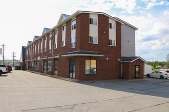 Building Photo - 1237 Cole Harbour Rd