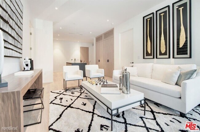Foto del edificio - 2 br, 2 bath Condo - 1030 N Kings Rd Unit 303