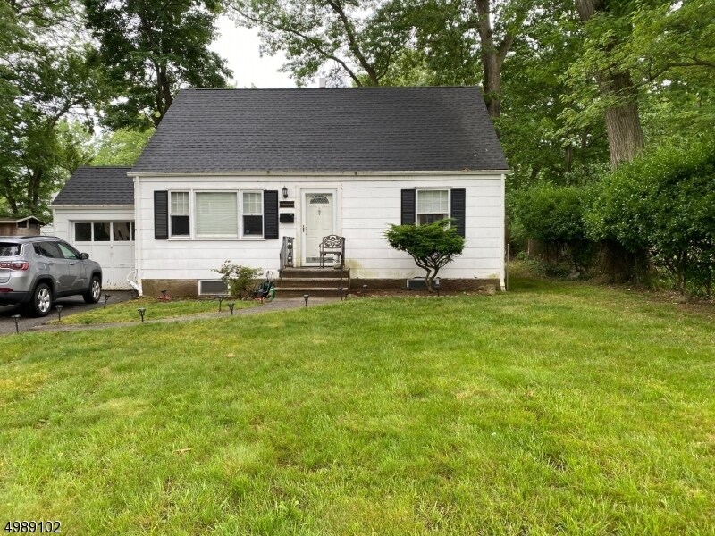 41 Bennington Rd, Livingston, NJ 07039 House Rental in Livingston, NJ