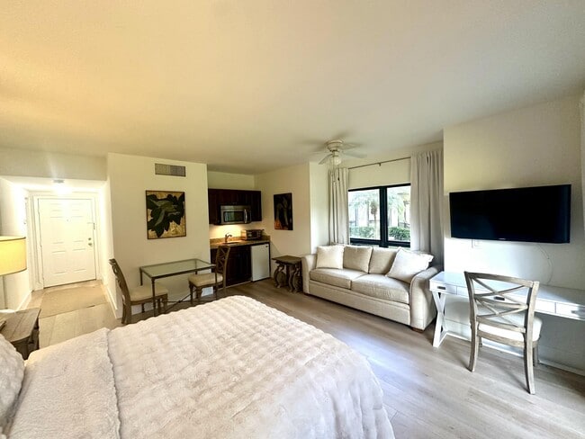 Building Photo - 13334 Polo Club Rd