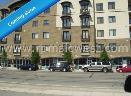 Primary Photo - 2150 S Main St