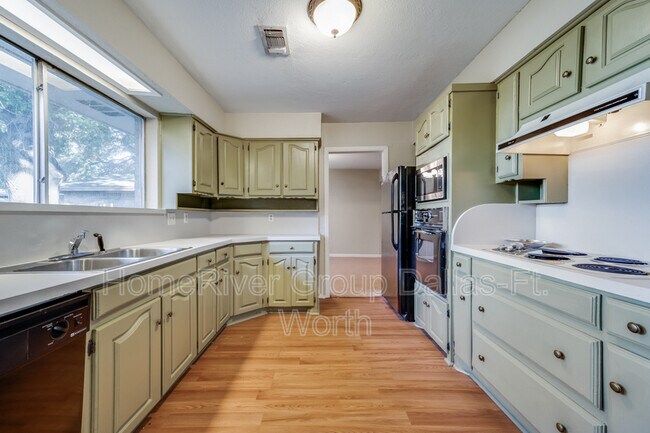 Foto del edificio - 219 Randy Lee Ln