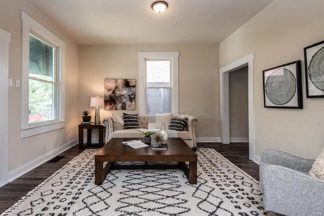 Foto del edificio - 4248 Walsh St