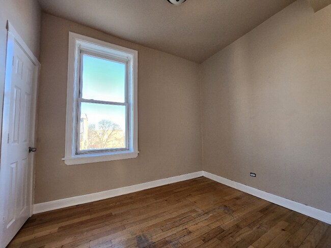 Building Photo - 3514 W Grenshaw St