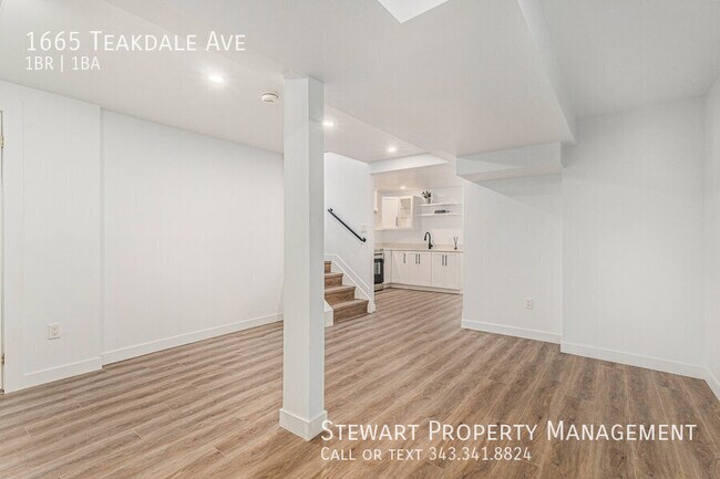 Photo du bâtiment - 1665 Teakdale Ave