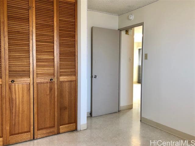 Building Photo - 1641 Nuuanu Ave