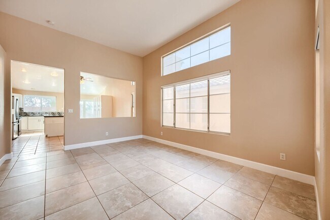 Building Photo - Beautifully Updated 3 Bedroom Home with Designer Kitchen & Cozy Fireplace