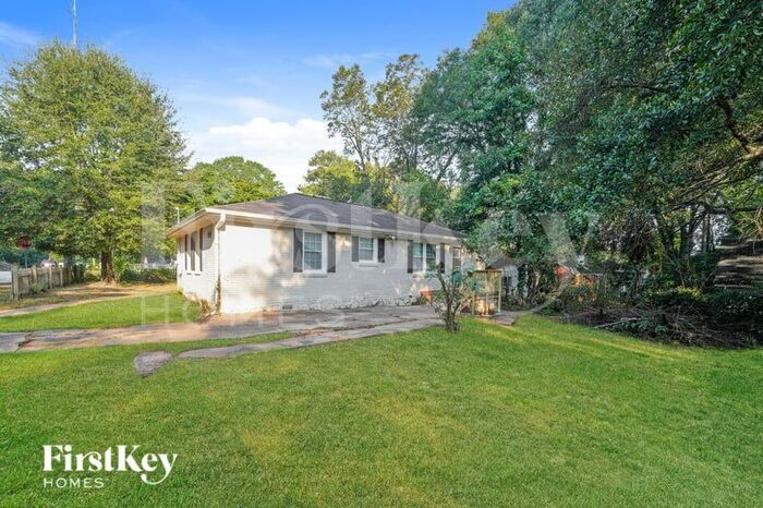 Foto principal - 2690 Joyce Ave