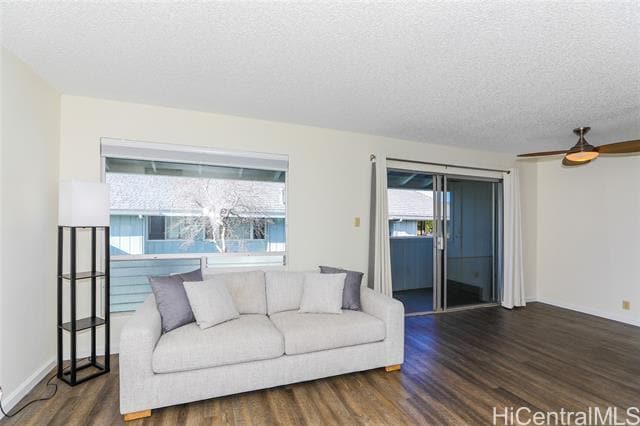 Building Photo - 94-1037-1037 Paha Pl