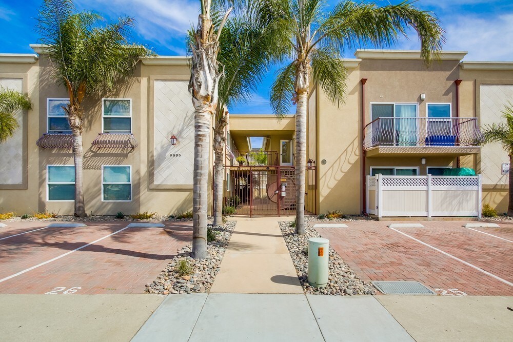 Foto principal - 3993 Jewell St