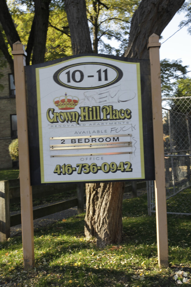 Building Photo - Crown Hill Place