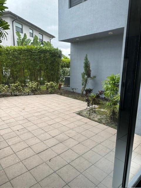 Foto del edificio - 8775 NW 159th St