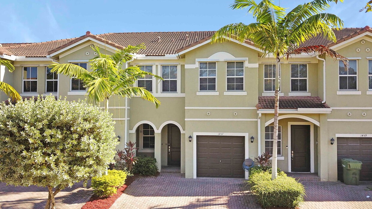 Foto principal - 1457 SE 26th Ave