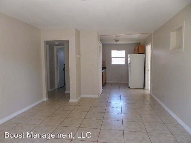 Building Photo - 4 br, 2 bath House - 1617 Betty Lane