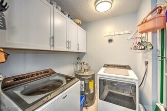 Building Photo - 7400 College Pkwy