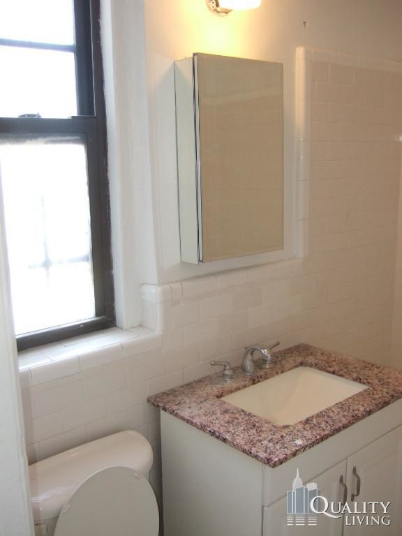 Foto del edificio - 865 West End Ave