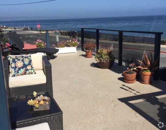 The Breakers Apartments for Rent Santa Cruz, CA 4 Rentals
