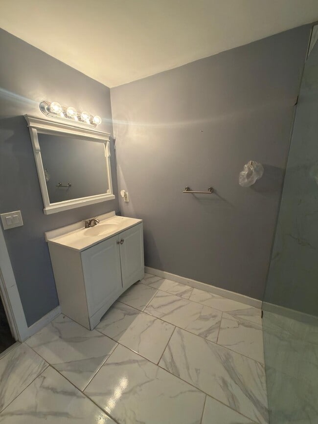Building Photo - 1302 Ariana Woods Cir