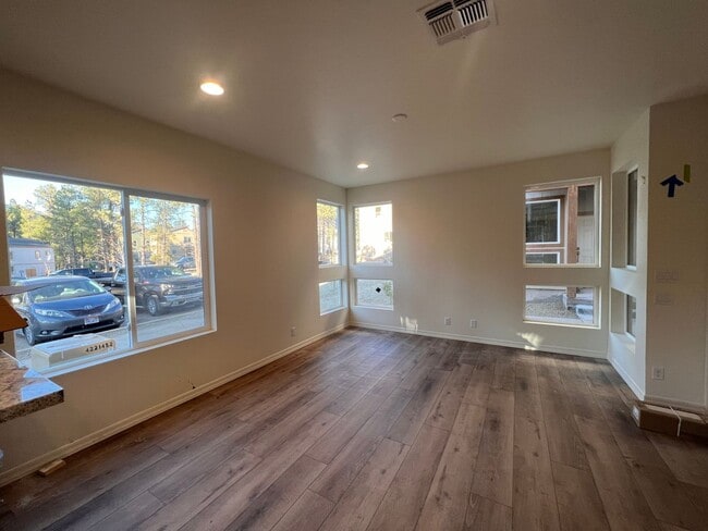 Photo - Brand New Never Lived in Luxury 2bd / 2ba unit Apartment
