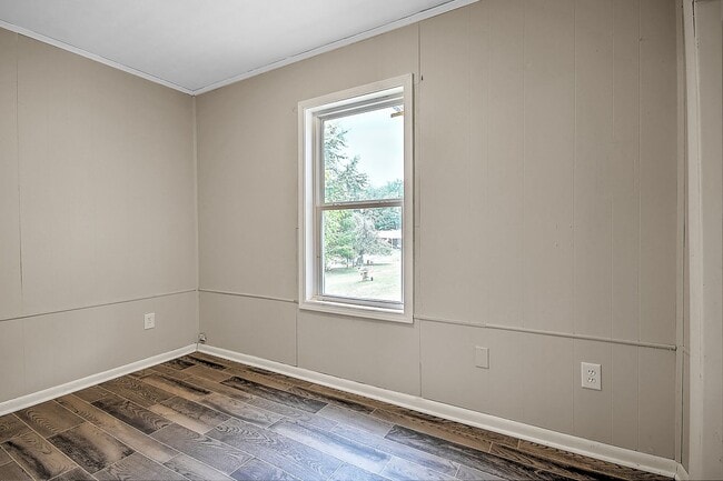 Building Photo - 707 Tuggle Hill Rd