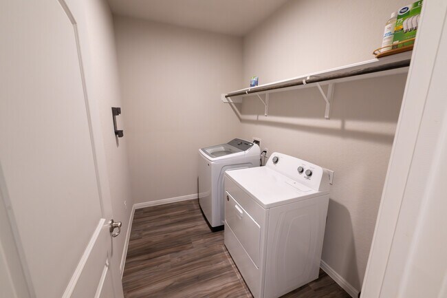 Building Photo - 1258 Sandstone Hls Dr