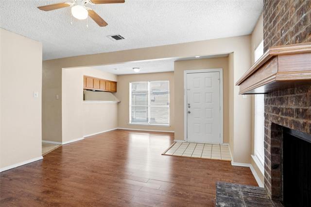 Foto del edificio - 2408 Summer Pl Dr