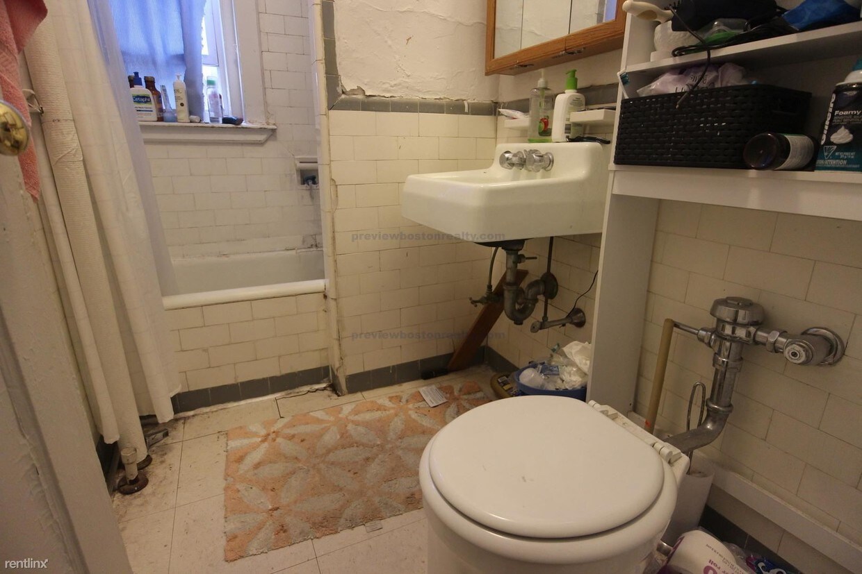 123 Sutherland Rd Unit APT 124, Boston, MA 02135 Apartment for Rent in Boston, MA