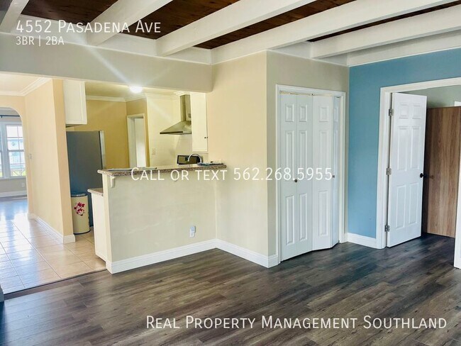 Building Photo - 4552 Pasadena Ave