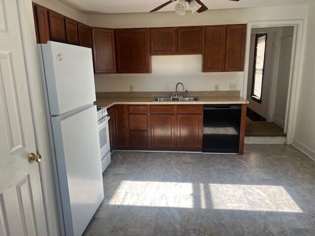 Building Photo - 818 Broadway