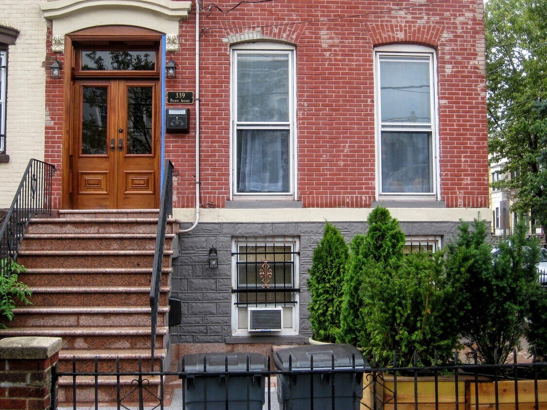 339 Pacific Ave, Jersey City, NJ 07304 - Apartments in Jersey City, NJ