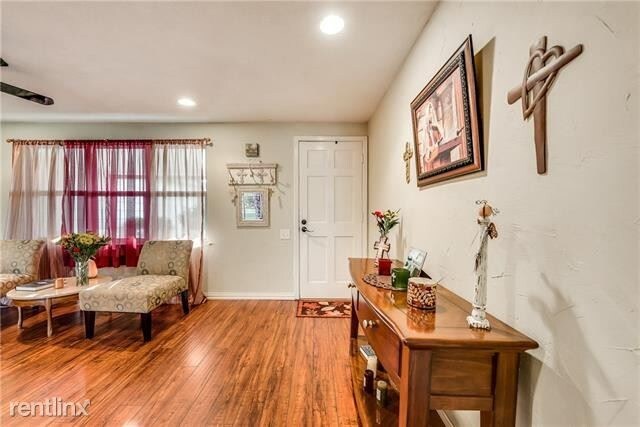 Building Photo - 3 br, 2 bath House - 5213 Pool Road