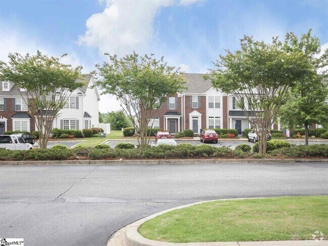Townhomes For Rent in Greer, SC - 271 Townhouses | Apartments.com