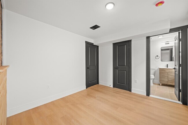 Foto del edificio - 14 Westervelt Pl
