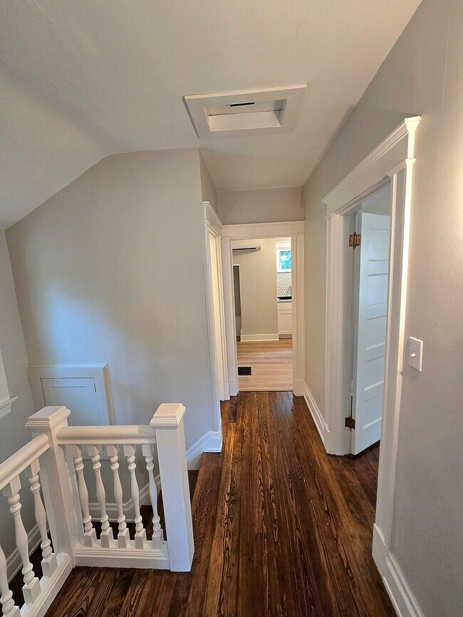 Foto del edificio - 2032 Elm Ave