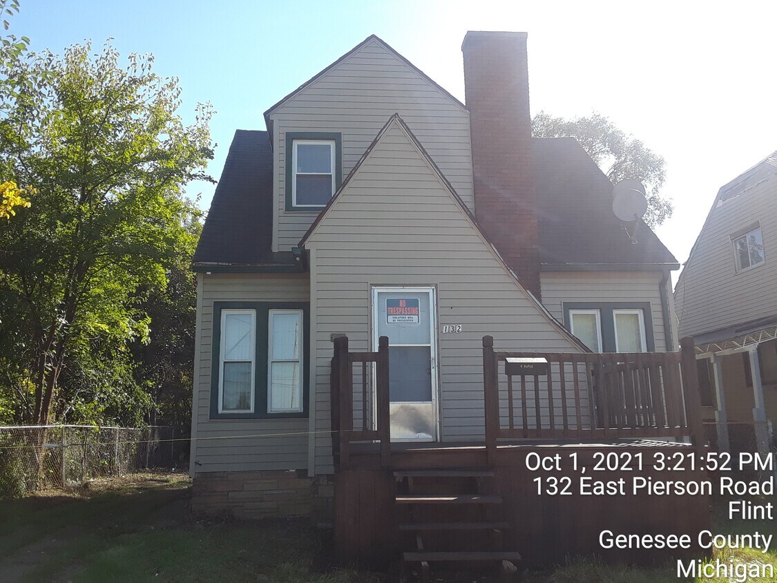 132 E Pierson Rd Flint MI 48505 House Rental In Flint MI 132-e-pierson-rd-flint-mi-48505-house-rental-in-flint-mi