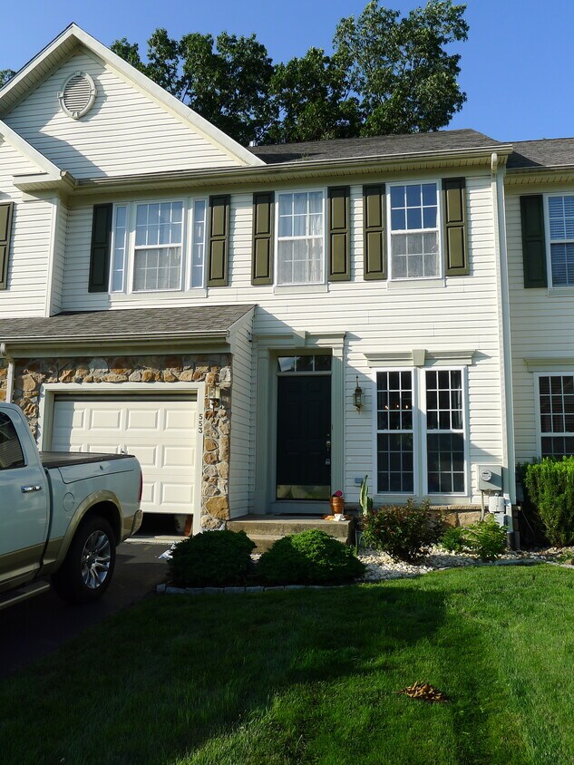 553 Mockingbird Way, Warrington, PA 18976 Townhome Rentals in Warrington PA