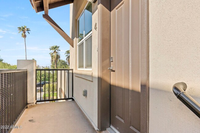 Foto del edificio - 2245 N Dayton St