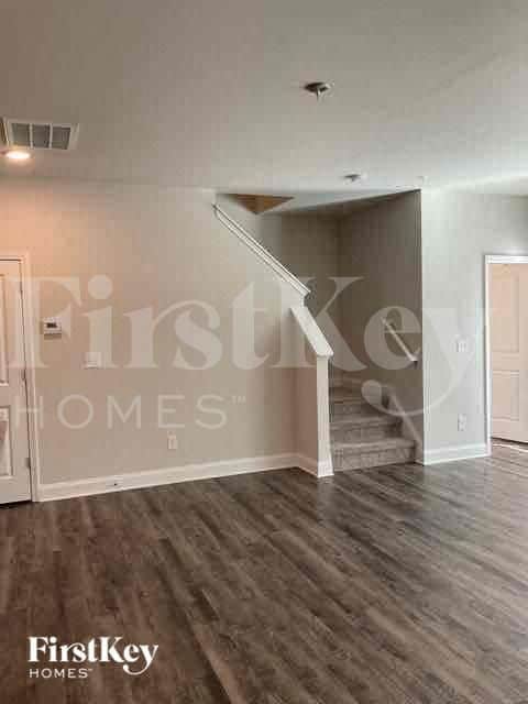Foto del edificio - 2021 Cypress Village Dr NW