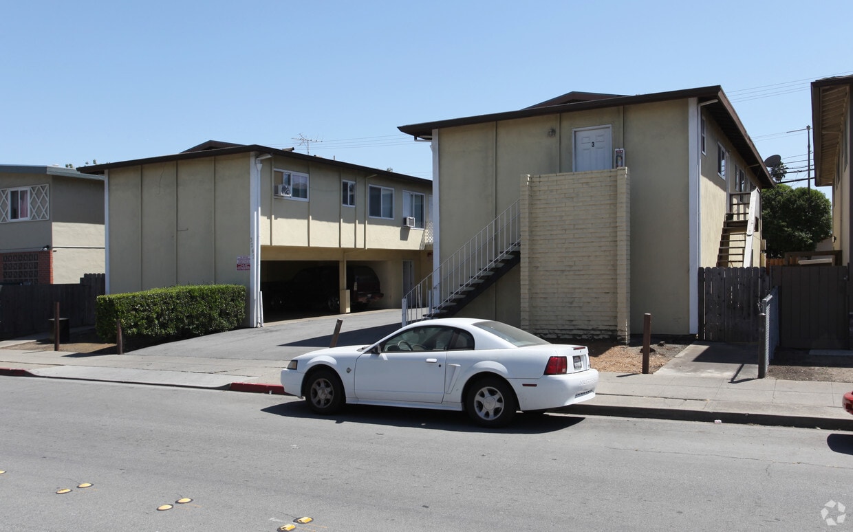 Building Photo - 3262 Rolison Rd