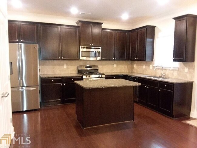 Building Photo - 99 Gloster Park Ct