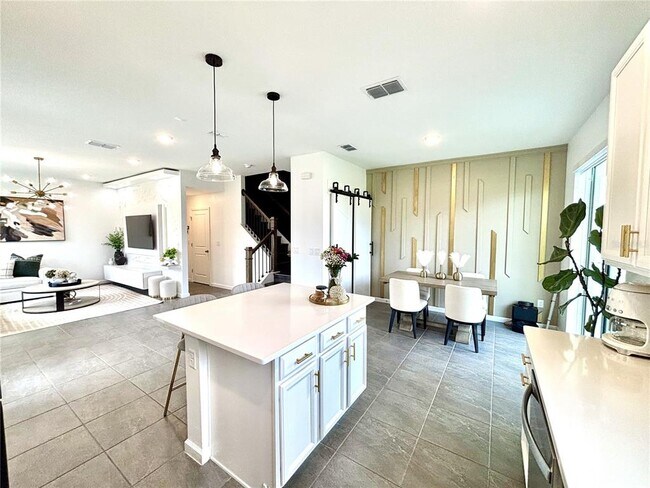 Foto del edificio - 921 Spring Palms Lp