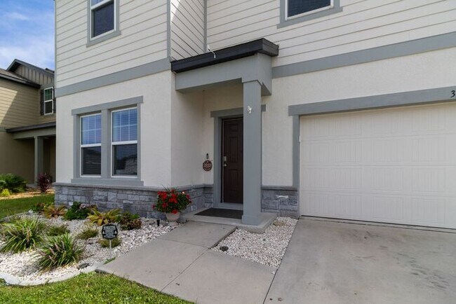 Foto del edificio - 4 Bed, 2.5 Bath Hidden Creek Home for Lease!