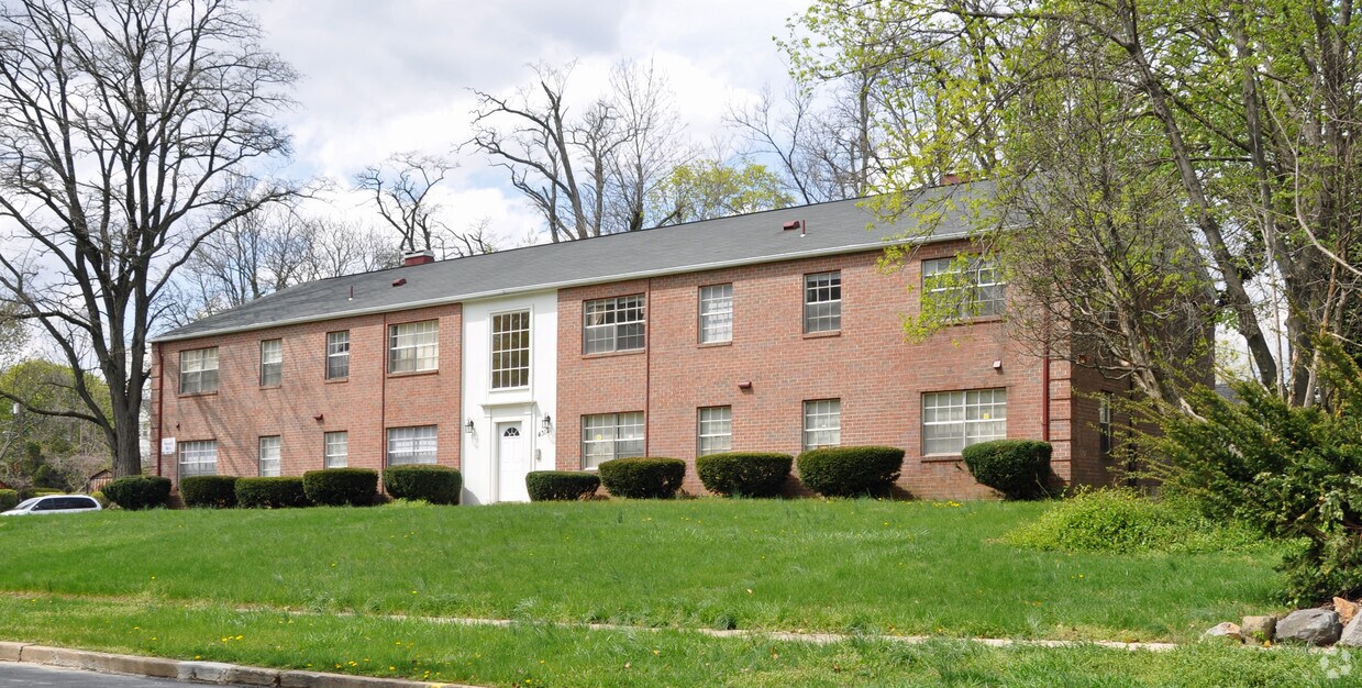 Primary Photo - 4312 Fernhill Ave