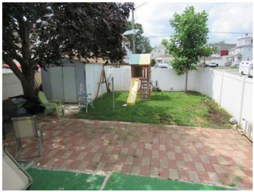 Building Photo - 75 Atlantic St