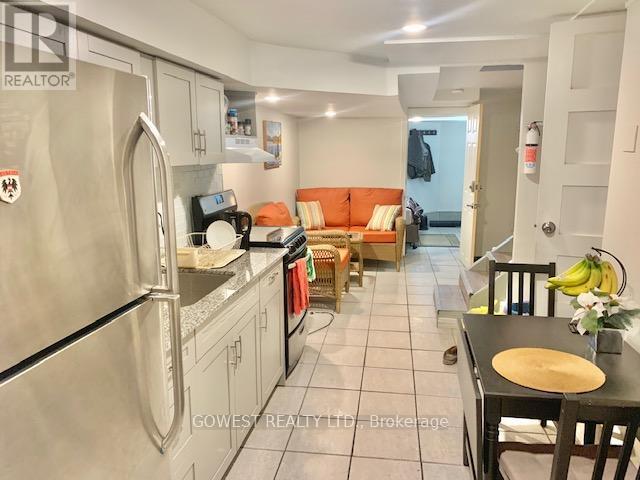 Building Photo - 487 Indian Grove