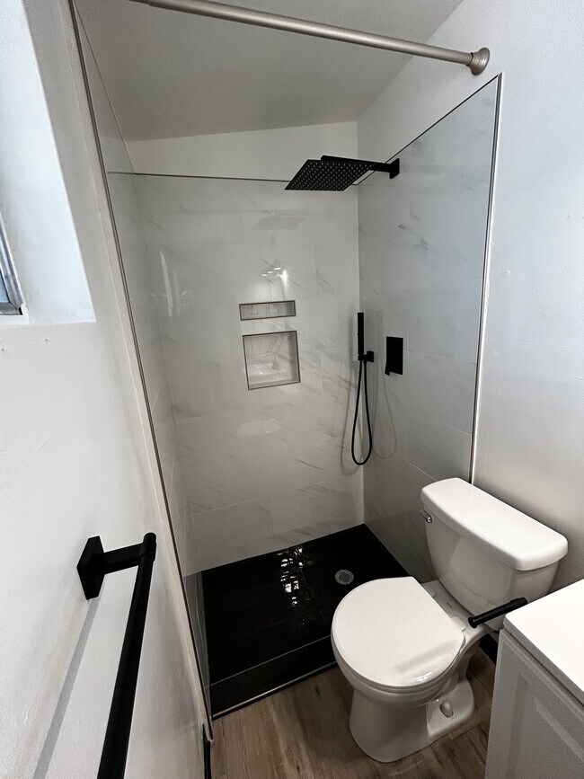 Foto del edificio - 7161 E 19th St